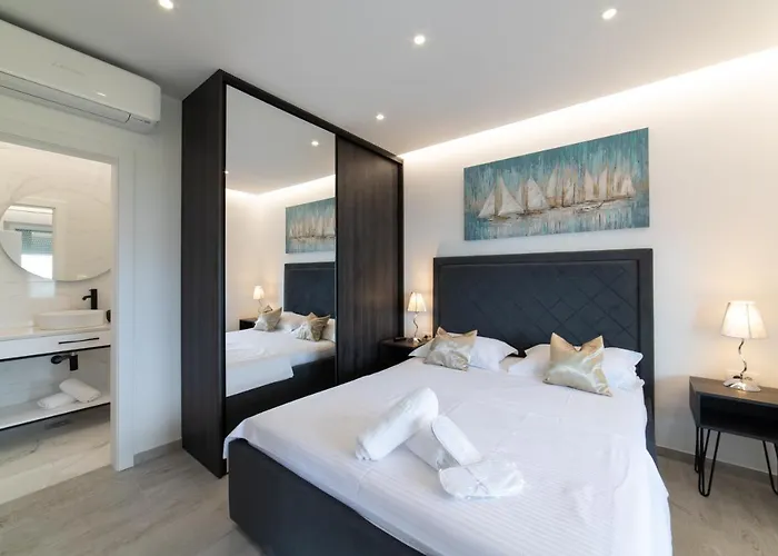 Wild Sunset アパート トロギール